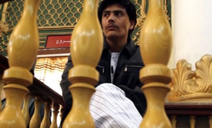 Hamid Karzai pardons Afghan blasphemy reporter jailed for 20 years