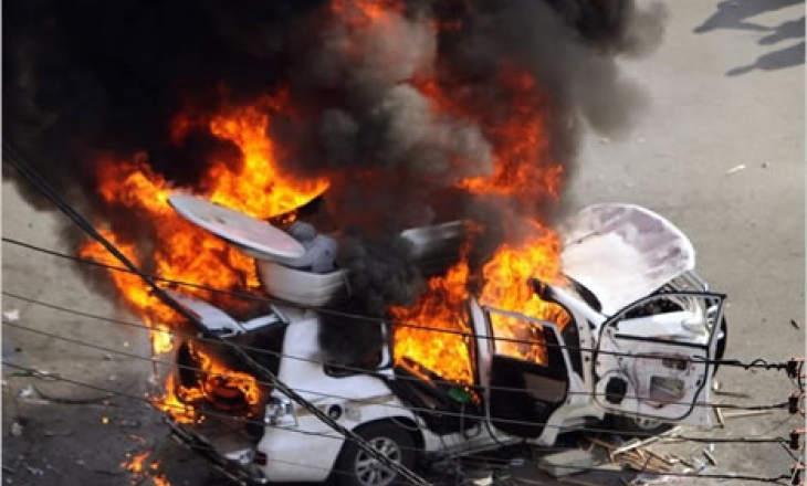 Seizing a moment, Al-Jazeera galvanises Arab frustration