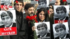Turkish govt proposes changing controversial law on freedom of speech