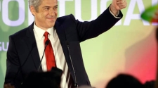 Judicial harassment results in record 1.5 million euro fine for Lisbon weekly