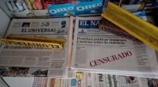 Venezuela quashes press photo ban amid outcry; daily says ban was political