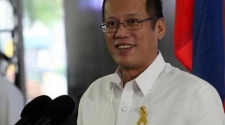 Philippines Press club gives Aquino grade of 80% in running after journalists' killers