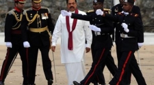 Sri Lanka: Less anti-media violence in 2010 but more obstruction and self-censorship
