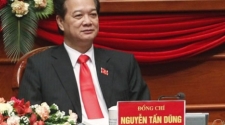 Vietnam adopts new decree “regulating” journalists and bloggers