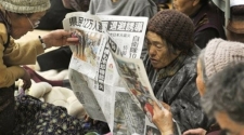 Passive news reports may lead readers to feel they can't find the truth